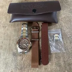 VAGUE WATCH CO. GMT ヴァーグウォッチ クォーツ 腕時計のサムネイル