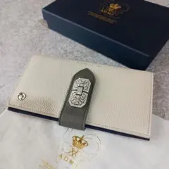 大人気商品 極美品 A.D.M.J. スリムウォレット 男女兼用デザインのサムネイル