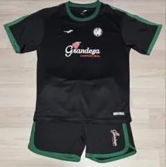 サッカー フィンタ プラクティスシャツ ショートパンツ ウェア Oサイズ 新品のサムネイル