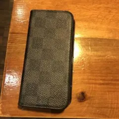 Louis Vuitton 黒ダミエ手帳型 iPhone8.SE2等対応ケース