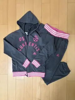 adidas ジャージ上下セット グレー/ピンク
