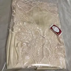 シャルレスリップ　Mサイズ