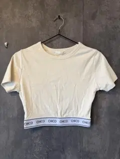 CHICO ロゴ入りショート丈Tシャツのサムネイル