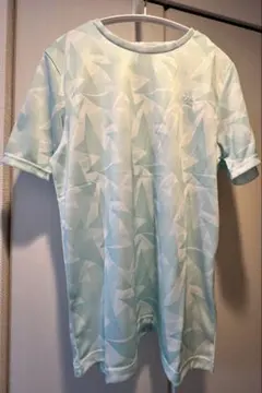 新品未着用　Arnold Palmer 半袖 ヨガ　Tシャツ ライトブルーのサムネイル