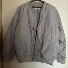 ナイロン ベージュ ボンバージャケット Lサイズ