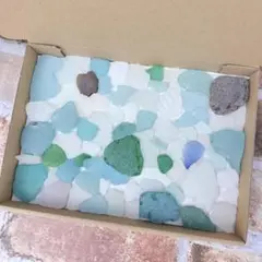 ワイルドな天然シーグラス箱いっぱいセット