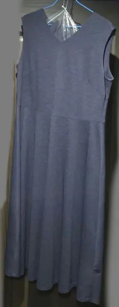 INDIVI 42 紺 ノースリーブ フレアワンピース 新品未使用 vネック