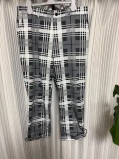 BEAMS GOLFグレー系チェック柄ゴルフパンツのサムネイル