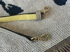 ボナベンチュラ　スマホショルダーストラップ イエロー×グレー　未使用レベル
