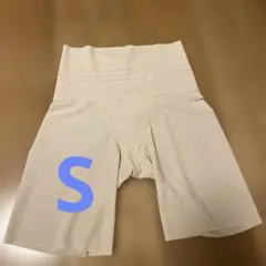 ユニクロボディシェイパーショーツ