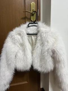 Dazy ホワイトファーコート Sサイズ