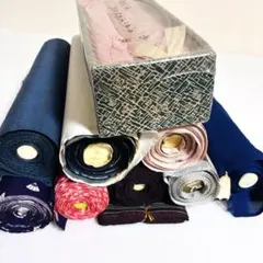 正絹　小紋18枚セット　まとめ売り　リメイク　素材用 2025年最新】リメイク 着物まとめての人気アイテム - メルカリ