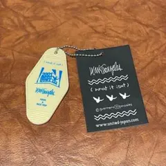 MARK GONZALES マークゴンザレス モーテルキーホルダー アイボリー