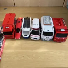 美品　トミカ　消防車など　まとめ売り　6点