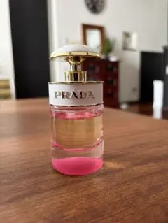 PRADA CANDY KISS オードパルファム 30mlのサムネイル