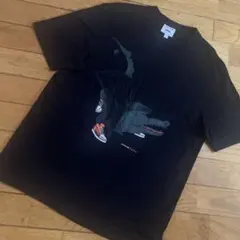 LACOSTE x NETFLIX LUPIN Tシャツ ブラックのサムネイル