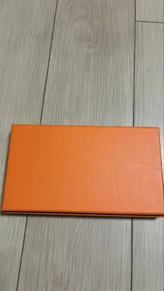 HERMES オレンジ ギフトボックス