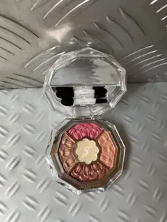 ジルスチュアート　アイカラー