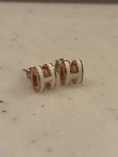 Ｈ　ピアス