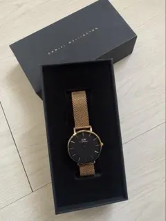 Daniel Wellington ゴールドメッシュ時計のサムネイル