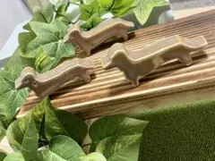 《プチいぬ》世界で1つ！ハンドメイドの可愛いイヌの置き物 茶マット