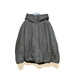 ユニクロU パフテックボリュームパーカ