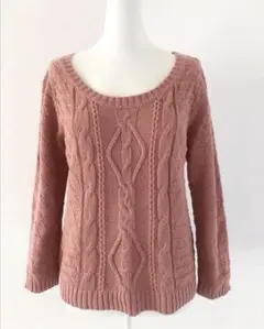 deicy ケーブル編みニット