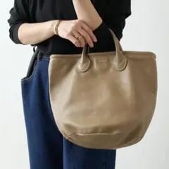 【極美品】PAPILLONNER SEAU バケツトートレザーバッグ　グレージュ