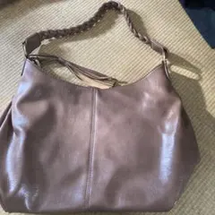 フリンジ付きブラウンバッグ