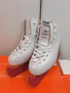 EDEA BRIO　MK IVフィギュアスケート靴　シューズケース付き