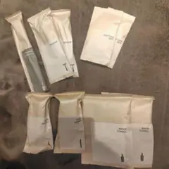 アメニティセット（歯ブラシ・カミソリ・コットンセットなど）