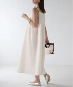 ワンピース　マキシ丈 キャミワンピース　アイボリー　ホワイト　ジャガード　タグ付