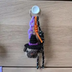 じゃらじゃらハロウィンパグキーホルダー　パグ　ハンドメイド　パラコード
