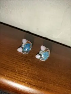 Item thumbnail for item 157b8d56-e8e8-457d-8553-f0a4eafd5576