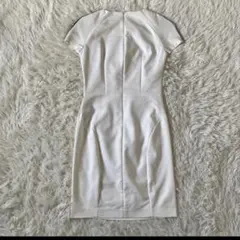 ZARA TRF ビジュー装飾 ボディコン ミニワンピース 白 XS パーティーのサムネイル