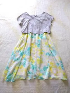 Madressstyle 授乳服 マタニティワンピース 異素材　ドッキング 花柄のサムネイル