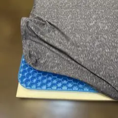 ゲルクッション　ゲル　スポンジ　座布団　チェアクッション　ブルーグレー
