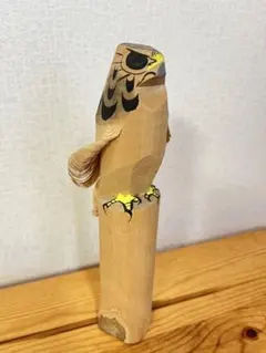 【引き取り希望】 木彫り 鷹の置物 レトロ アンティーク 飾り物 大型 引き取り限定】 木彫り 鷹の置物 レトロ アンティーク 飾り物 大型