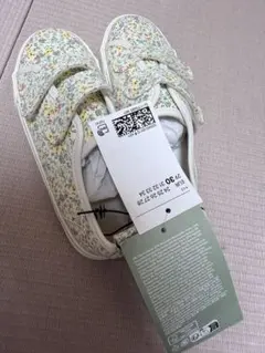 H&M キッズ 花柄 スニーカー 30サイズのサムネイル