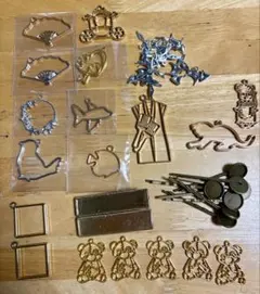 レジン空枠まとめ売り 動物・乗り物・装飾品 新品