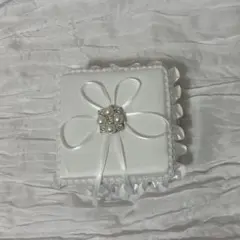 ホワイトリングピロー