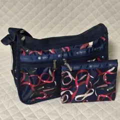 レスポートサック デラックスエブリデイ　ポーチ付き　リボン柄 ネイビー