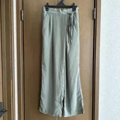 しまむら スラックス パンツ カーキ 緑色