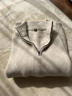 公式オンライン売切　ユニクロ　スフレヤーンハーフジップセーター　30ナチュラルM