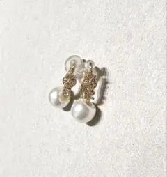 パール8㎜　クリスタルハートラインストーン　ゴールドノンホールピアス　2way