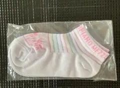 メゾピアノ　新品、未使用　スニーカーソックス　白（16～18）