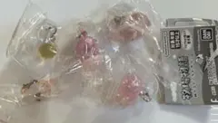 牧場物語 めじるしアクセサリー ニワトリ ヒツジ×2 ヒヨコ いちご乳牛