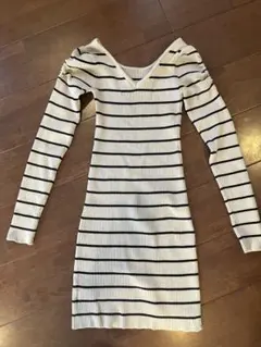 ROYAL PARTYロイヤルパーティー【 Vネック リブニット ワンピース