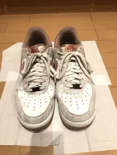 ナイキ エア フォース 1 07 LV8 スネーク ピンク系　27.5 正規品