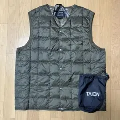 【新品試着のみ】TAION Vネック ダウンベスト XL オリーブ色